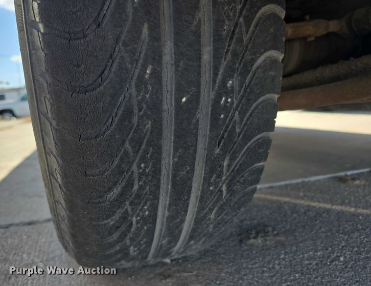 image for item EH8958 1999 Chevrolet Blazer LS SUV