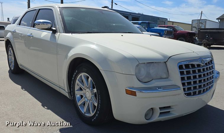 image for item EH8959 2005 Chrysler 300 