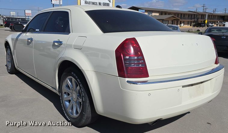 image for item EH8959 2005 Chrysler 300 
