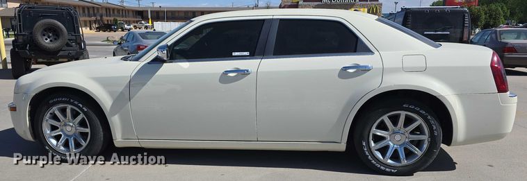 image for item EH8959 2005 Chrysler 300 