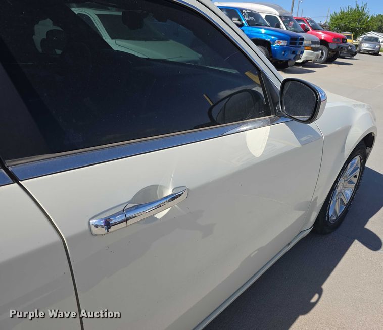 image for item EH8959 2005 Chrysler 300 