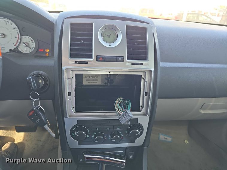 image for item EH8959 2005 Chrysler 300 