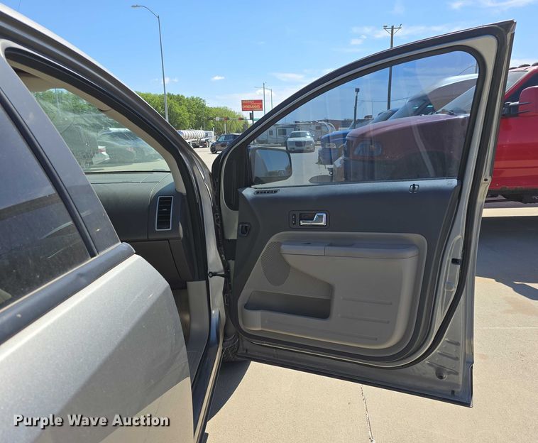 image for item EH8961 2008 Ford Edge SEL SUV