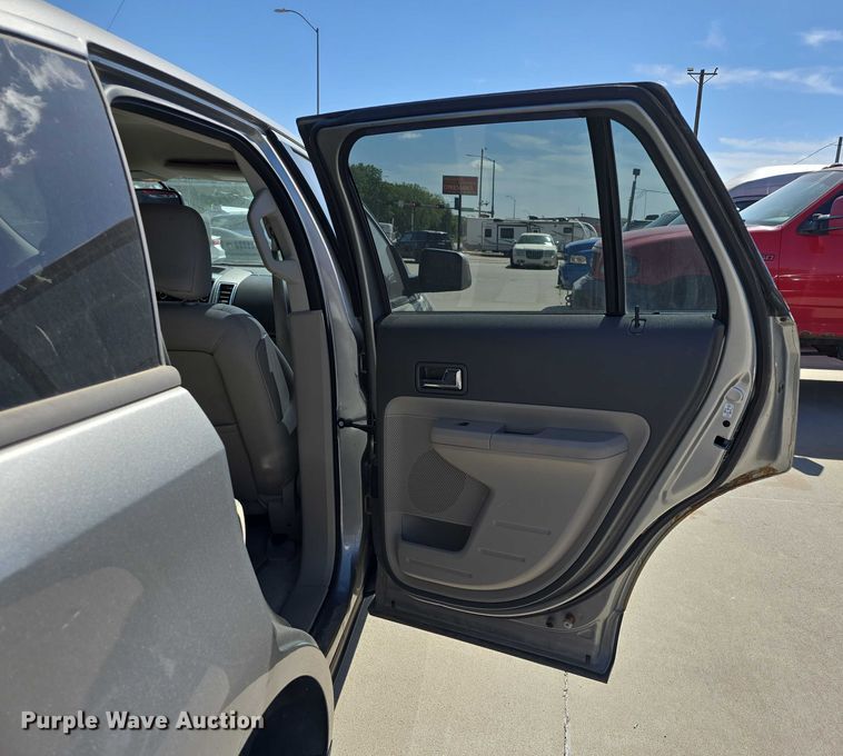 image for item EH8961 2008 Ford Edge SEL SUV