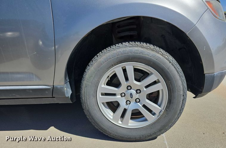 image for item EH8961 2008 Ford Edge SEL SUV