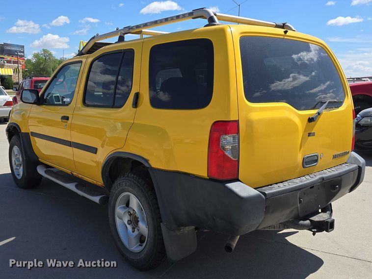 image for item EH8962 2001 Nissan XTerra SE SUV