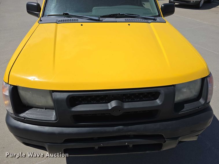 image for item EH8962 2001 Nissan XTerra SE SUV