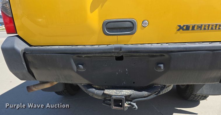 image for item EH8962 2001 Nissan XTerra SE SUV