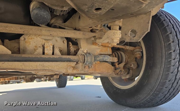 image for item EH8962 2001 Nissan XTerra SE SUV