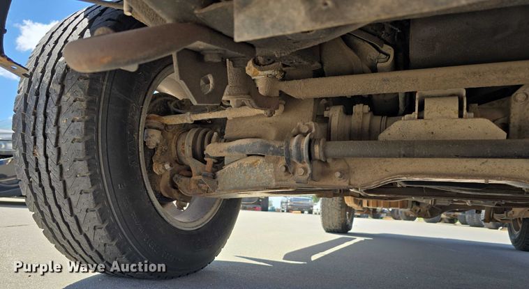 image for item EH8962 2001 Nissan XTerra SE SUV