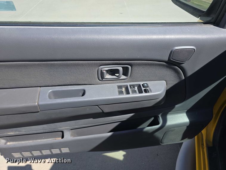 image for item EH8962 2001 Nissan XTerra SE SUV