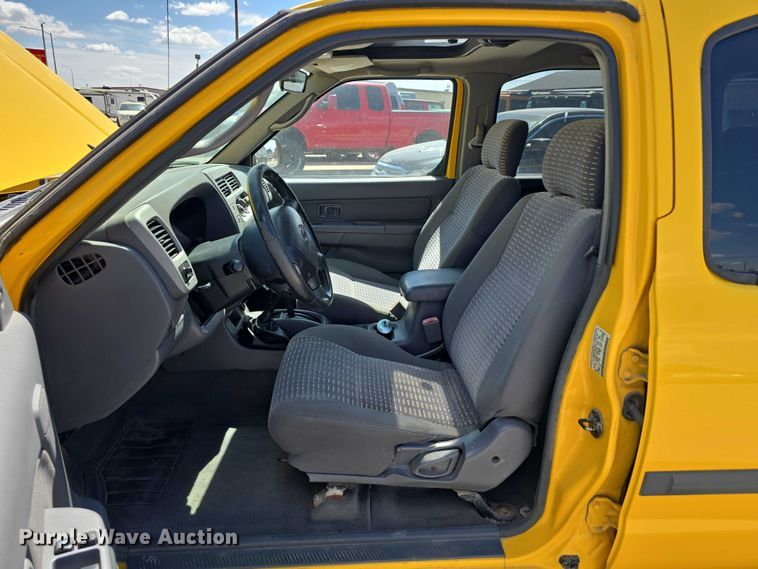 image for item EH8962 2001 Nissan XTerra SE SUV