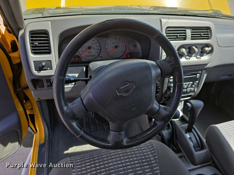 image for item EH8962 2001 Nissan XTerra SE SUV