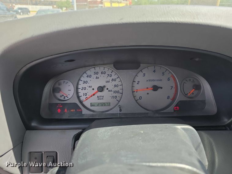 image for item EH8962 2001 Nissan XTerra SE SUV