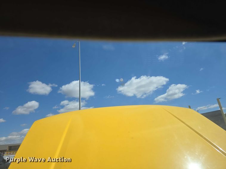 image for item EH8962 2001 Nissan XTerra SE SUV