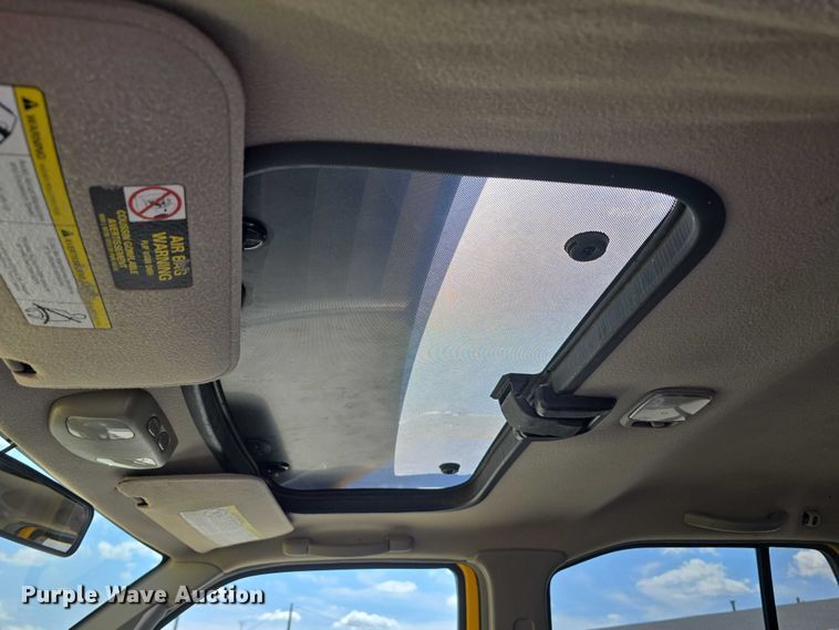 image for item EH8962 2001 Nissan XTerra SE SUV