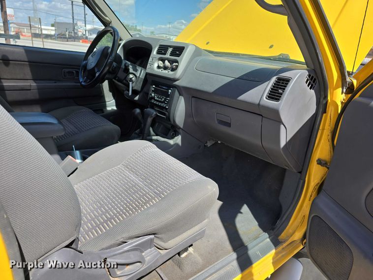 image for item EH8962 2001 Nissan XTerra SE SUV