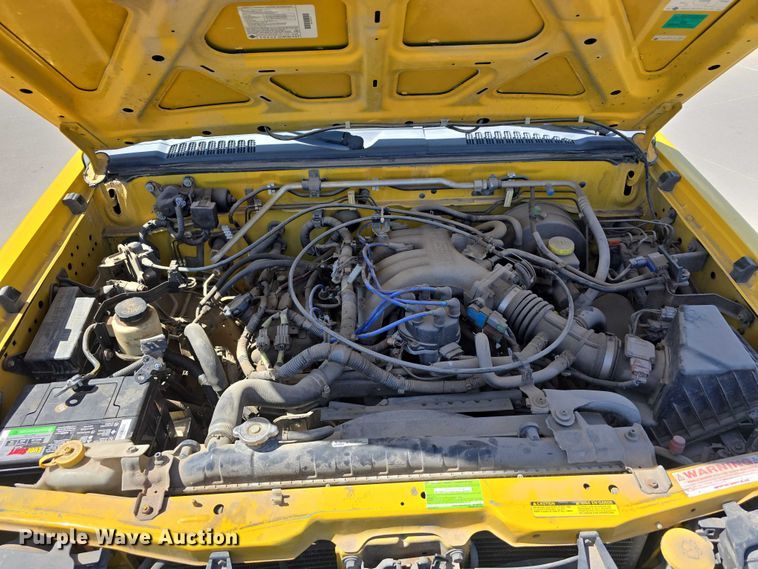 image for item EH8962 2001 Nissan XTerra SE SUV