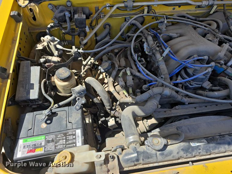 image for item EH8962 2001 Nissan XTerra SE SUV