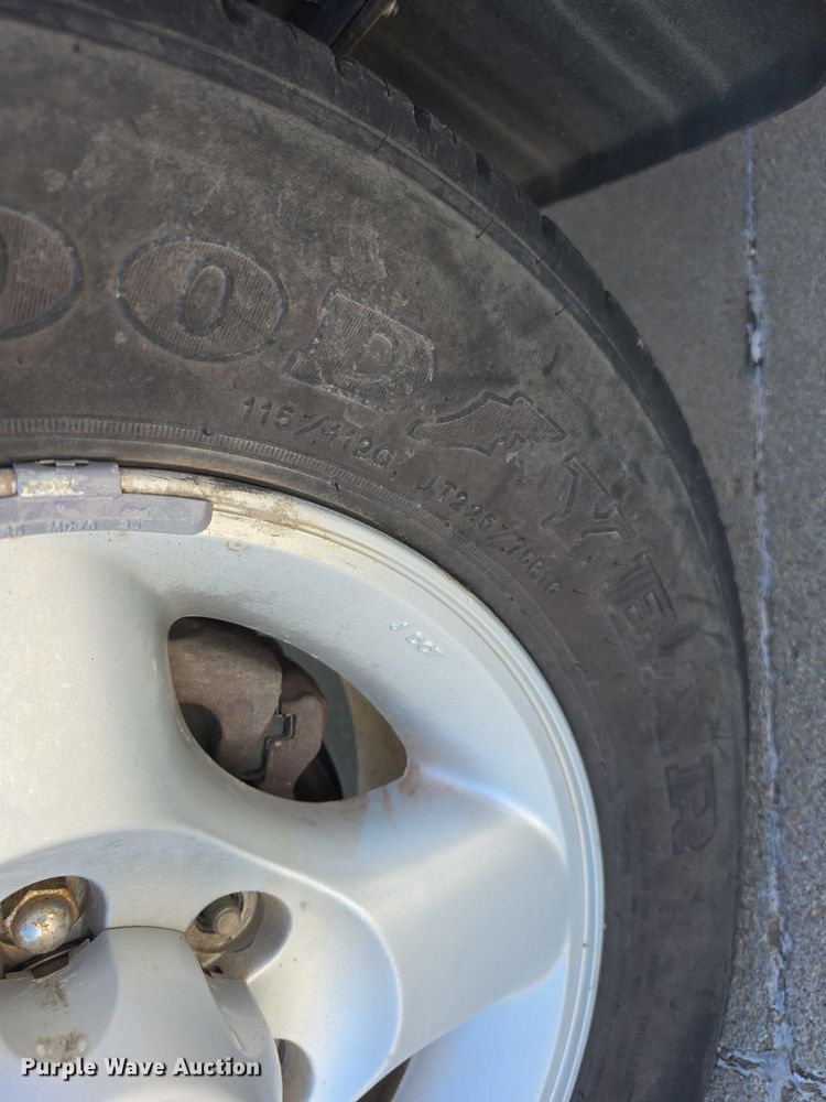 image for item EH8962 2001 Nissan XTerra SE SUV