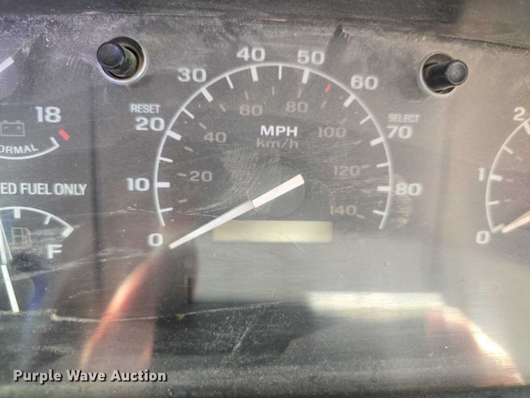 image for item EH8963 1996 Ford Bronco XLT SUV