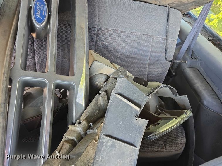 image for item EH8963 1996 Ford Bronco XLT SUV