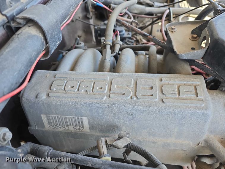 image for item EH8963 1996 Ford Bronco XLT SUV