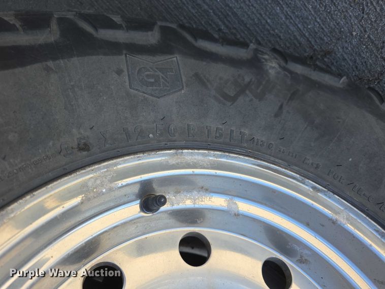 image for item EH8963 1996 Ford Bronco XLT SUV