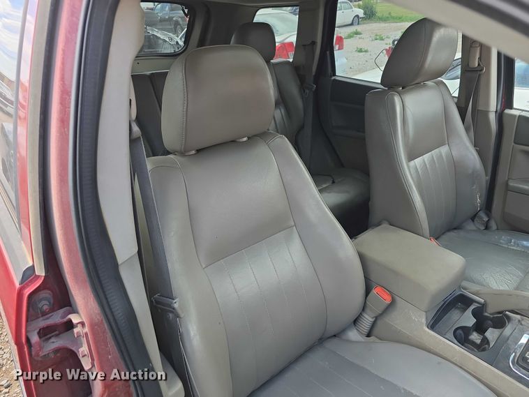 image for item EH8964 2006 Jeep Grand Cherokee Laredo SUV