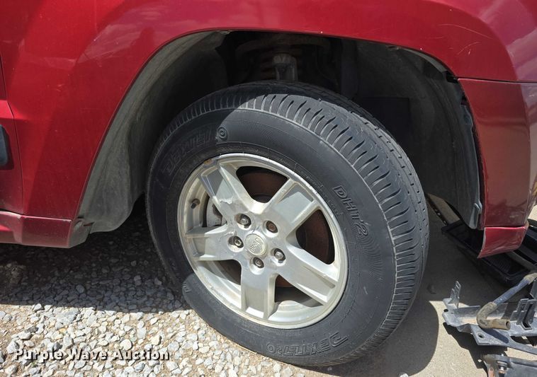 image for item EH8964 2006 Jeep Grand Cherokee Laredo SUV