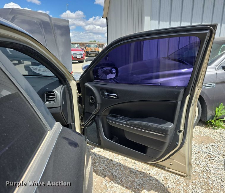 image for item EH8965 2014 Dodge Charger Police  