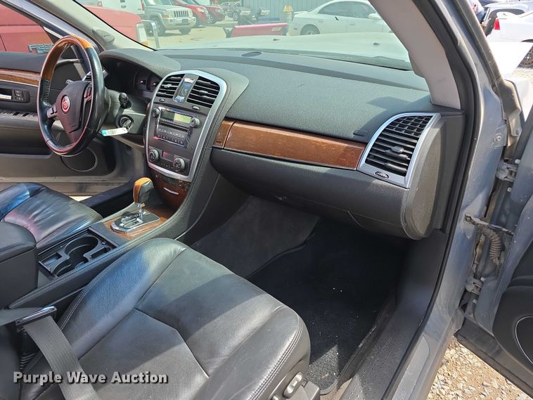 image for item EH8966 2007 Cadillac SRX  SUV