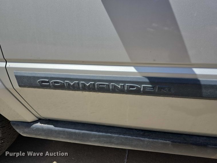 image for item EH8968 2006 Jeep Commander SUV