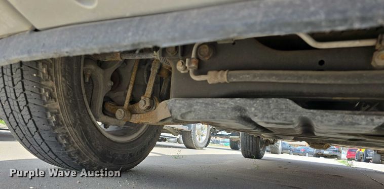 image for item EH8968 2006 Jeep Commander SUV