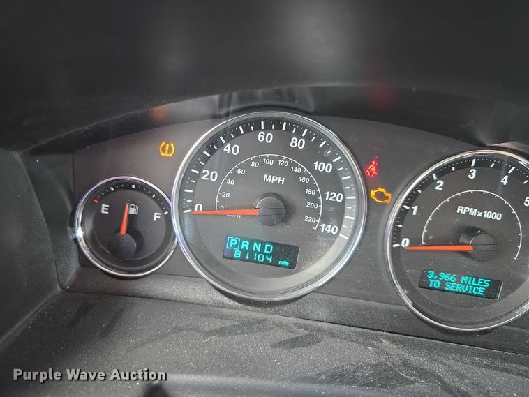 image for item EH8968 2006 Jeep Commander SUV