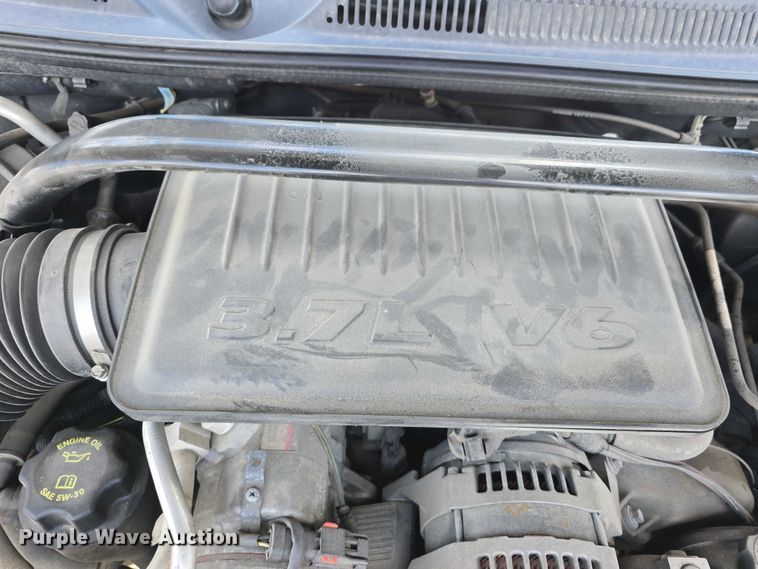 image for item EH8968 2006 Jeep Commander SUV