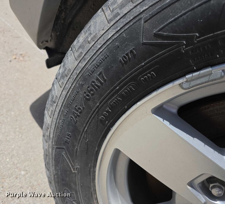 image for item EH8968 2006 Jeep Commander SUV