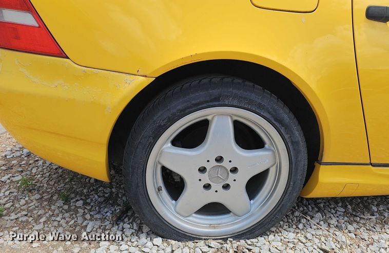 image for item EH8969 1999 Mercedes-Benz SLK230 Kompressor Sport 