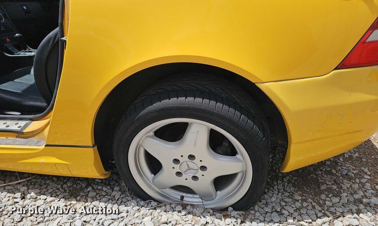 image for item EH8969 1999 Mercedes-Benz SLK230 Kompressor Sport 
