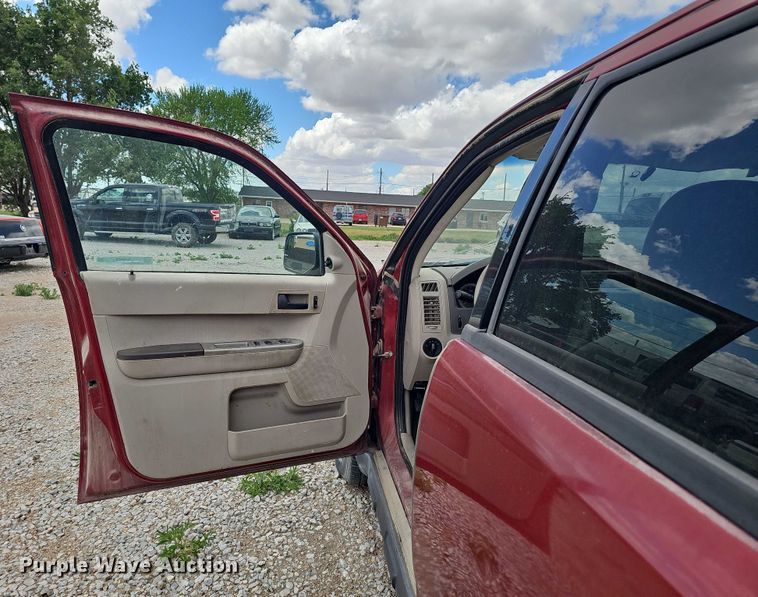 image for item EH8970 2008 Ford Escape SUV