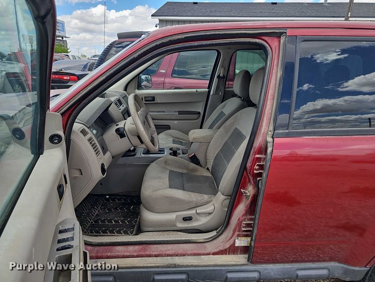 image for item EH8970 2008 Ford Escape SUV