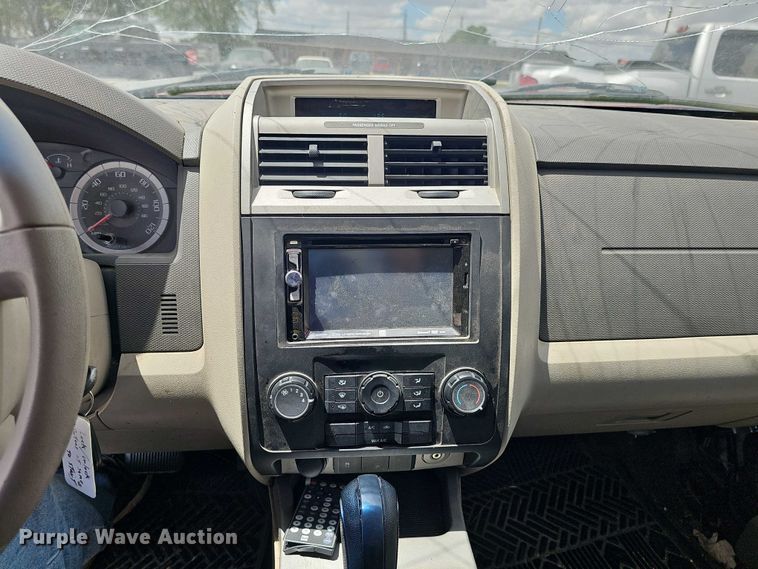 image for item EH8970 2008 Ford Escape SUV