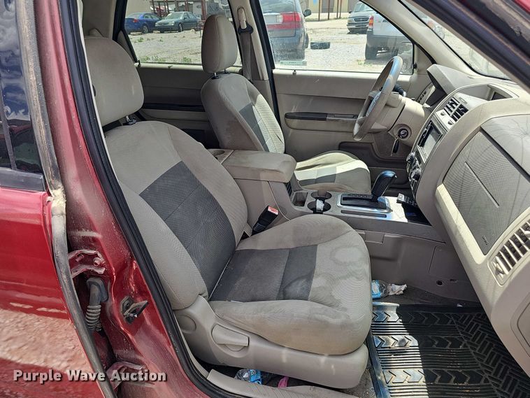 image for item EH8970 2008 Ford Escape SUV