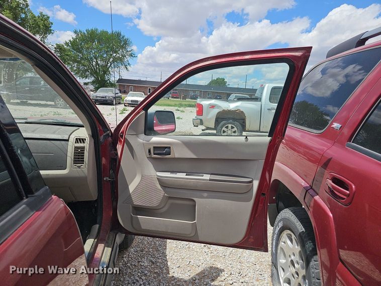 image for item EH8970 2008 Ford Escape SUV