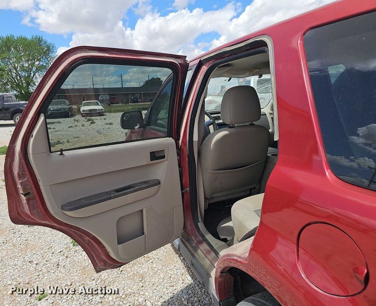 image for item EH8970 2008 Ford Escape SUV