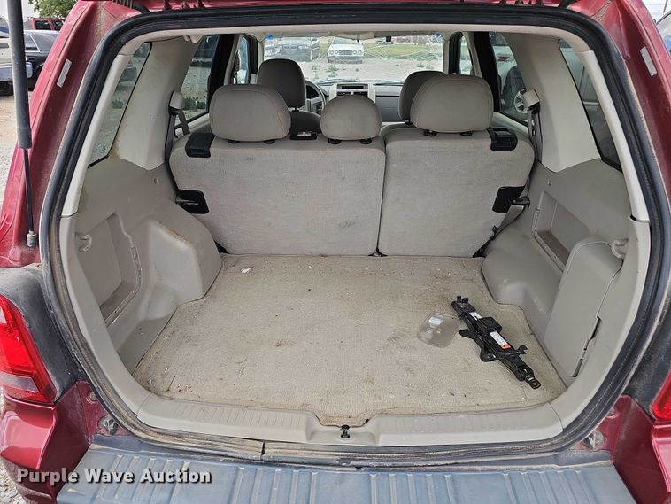 image for item EH8970 2008 Ford Escape SUV