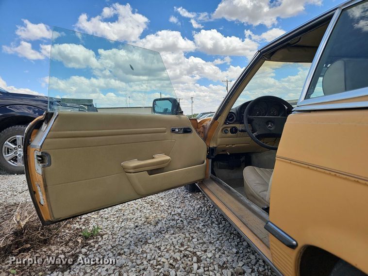 image for item EH8971 1980 Mercedes-Benz 450SL 