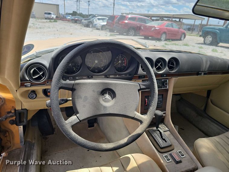 image for item EH8971 1980 Mercedes-Benz 450SL 