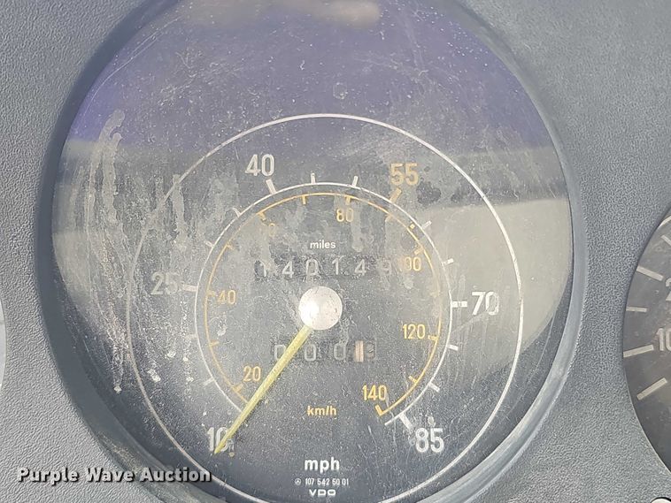 image for item EH8971 1980 Mercedes-Benz 450SL 