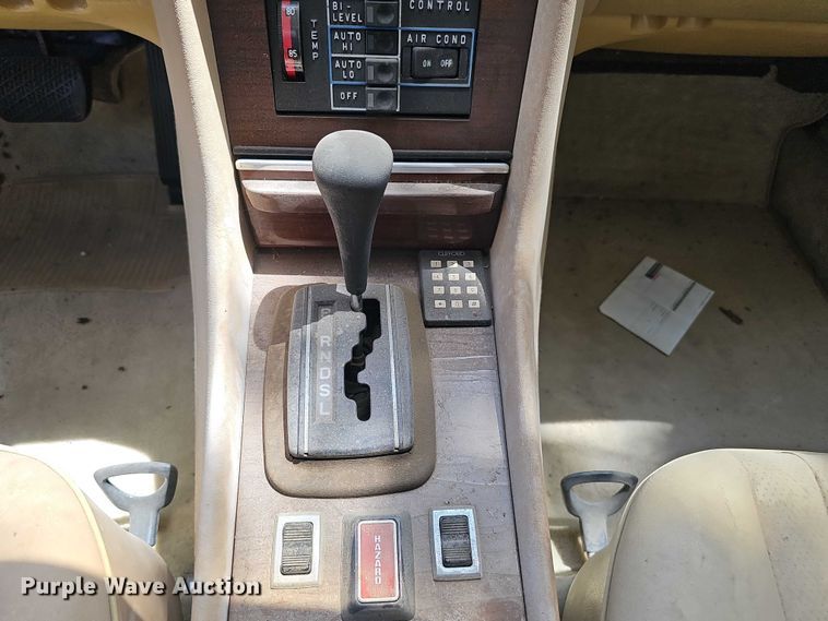 image for item EH8971 1980 Mercedes-Benz 450SL 